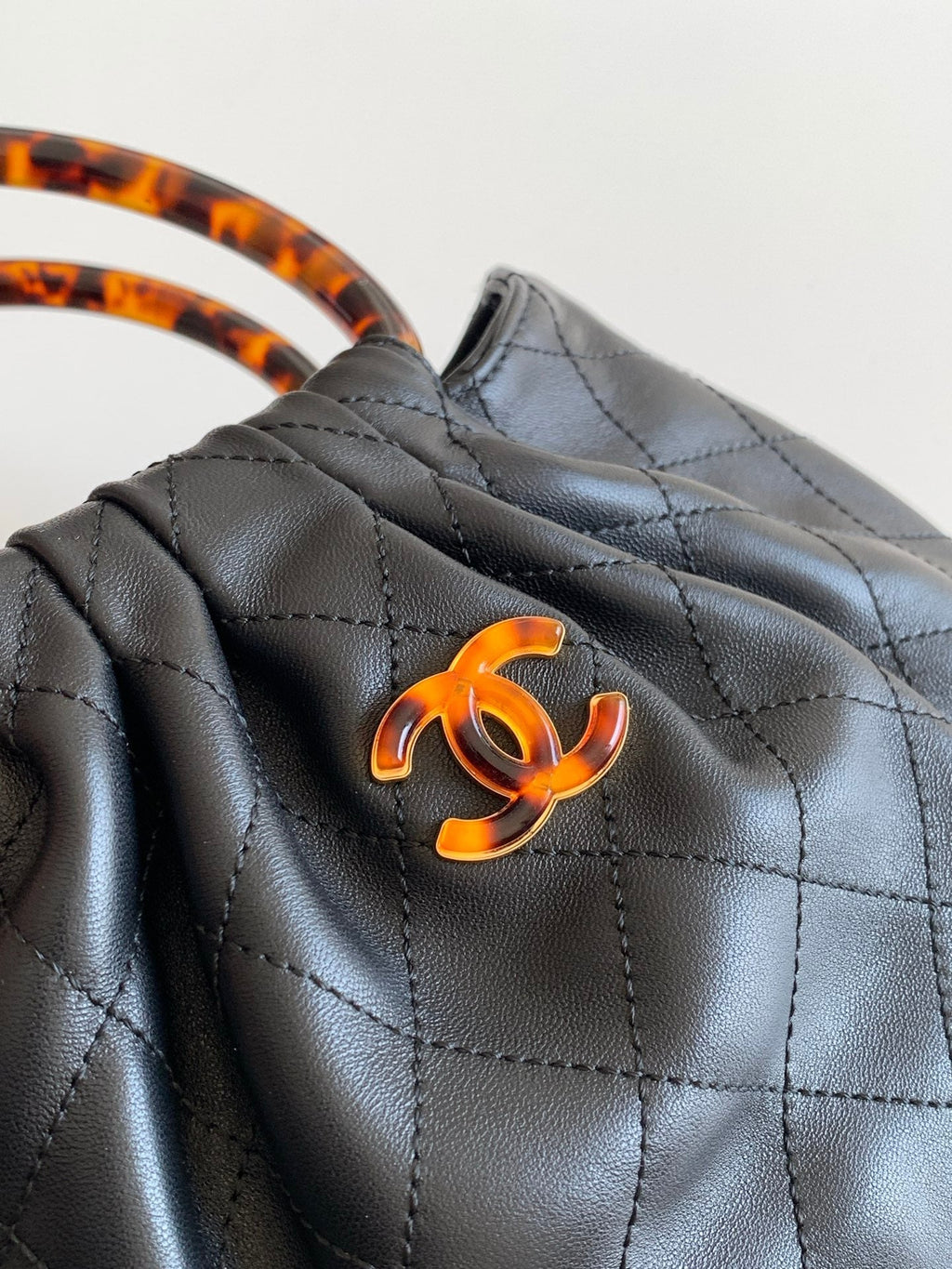 CC 26C Lambskin Bag Tortoiseshell Handle Edition